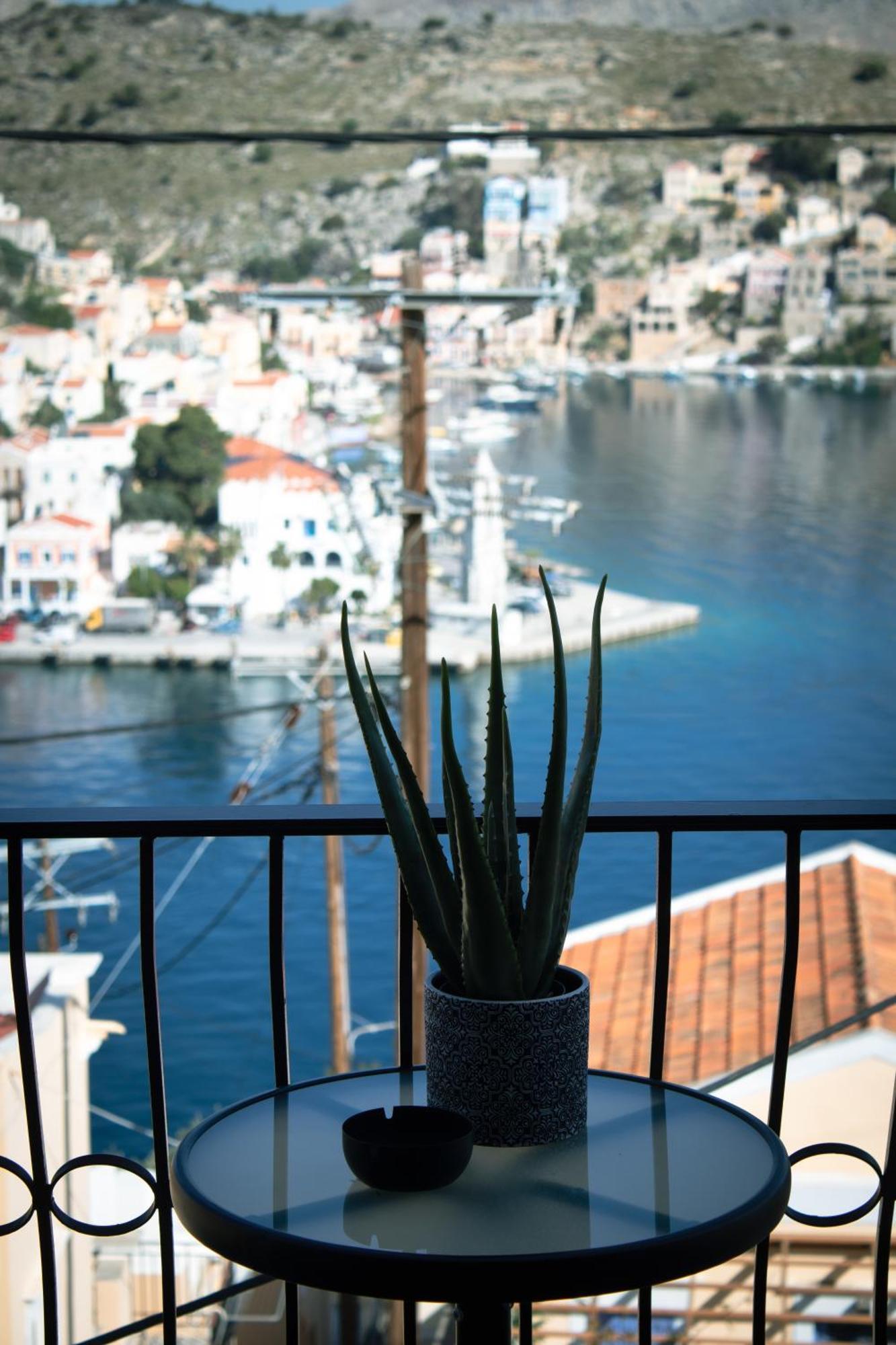 Duchess Harbour View Apartment Symi Exterior photo